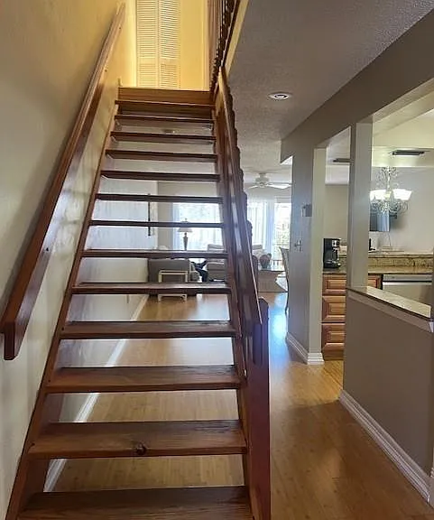 800 Meadowland Dr #H — Photo 11
