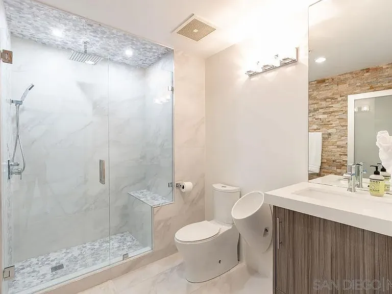 575 6th Ave #1603 — Photo 16