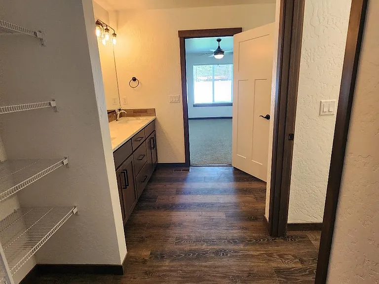 9033 Disc Ave — Photo 12