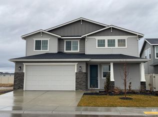 6082 W Ladle Rapids St, Meridian, ID 83646