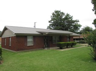 511 Montgomery St, Greenwood, MS 38930