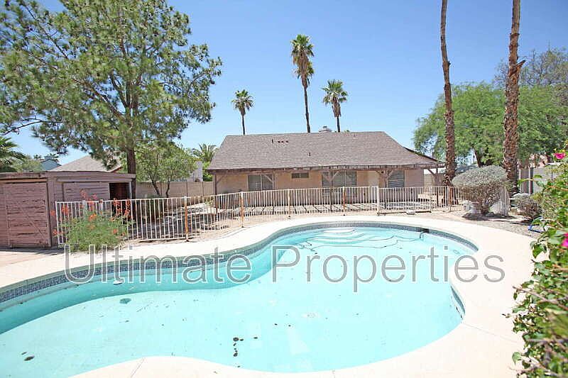 1st image of 6853 N 78th Ave