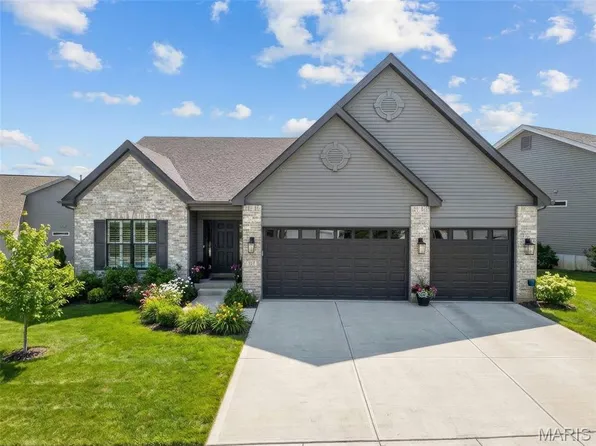 127 Columbia Meadows Ln, O'Fallon, MO 63366