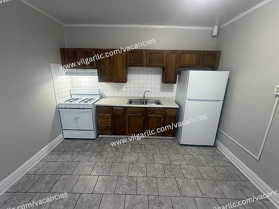 3rd image of 5617-5619 Hohman Ave #8