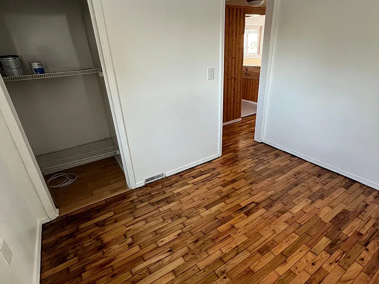 6230 Gulley St — Photo 10