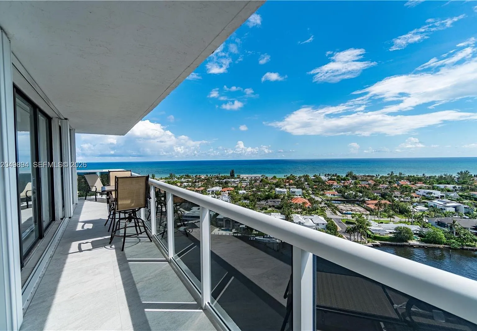 Waterview Condo — Photo 3