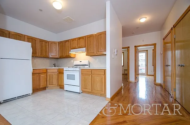 Rented by Brick&Mortar | media 14