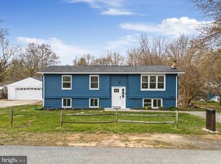 48 Anvil Rd, Kearneysville, WV 25430