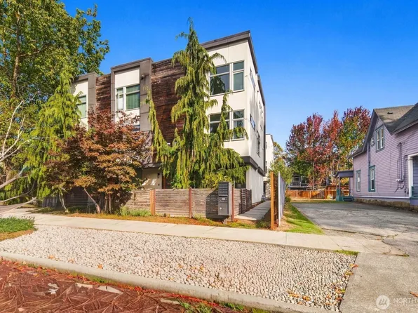304 26th Avenue S #C, Seattle, WA 98144
