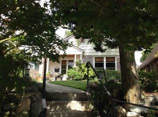 8012 20th Ave NE, Seattle, WA 98115