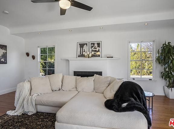 5th image of 5541 Cartwright Ave