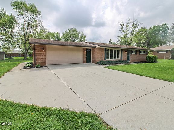 3rd image of 4945 New Haven Dr