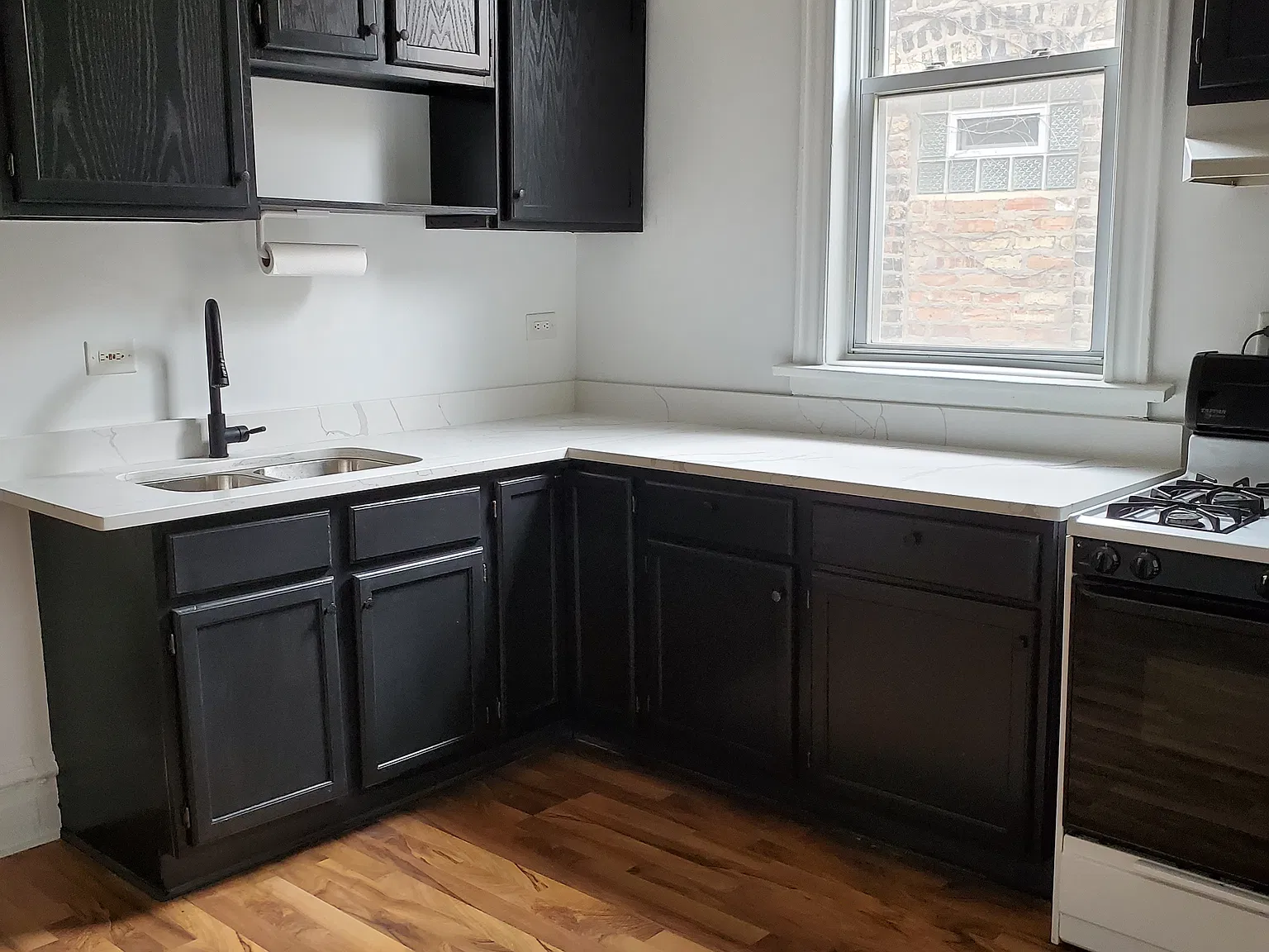 2 bed, 1016 sqft, $850 — Photo 3