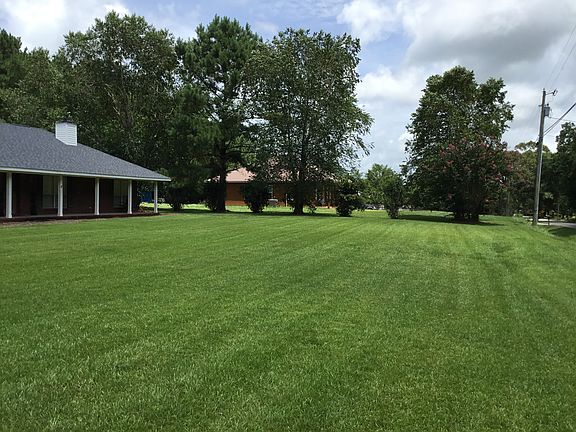 Other end of lot in front