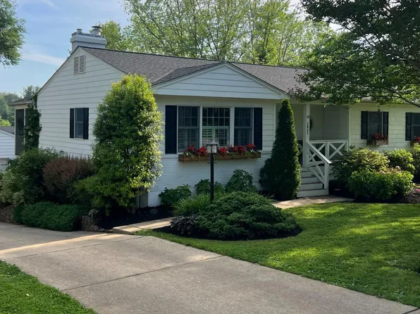 1817 Landrake Rd, Baltimore, MD 21204