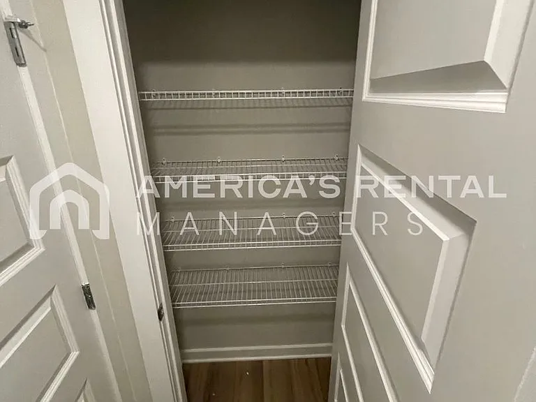 333 Buckhorn Cir — Photo 15
