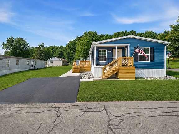 Exterior Image-1-EAGLE RIVER 65 Maple Manor