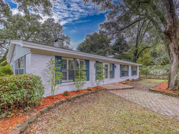 3811 Wilkes St, Pace, FL 32571