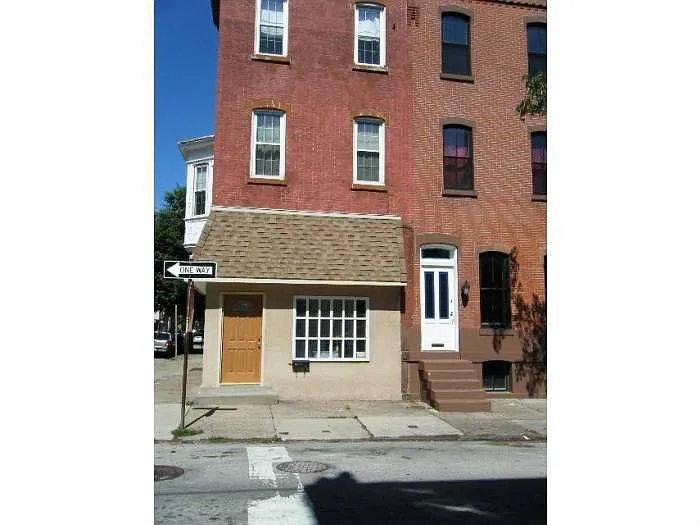 840 N 24th St photo 1