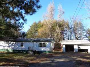 33 Rosies Ct, Skowhegan, ME 04976