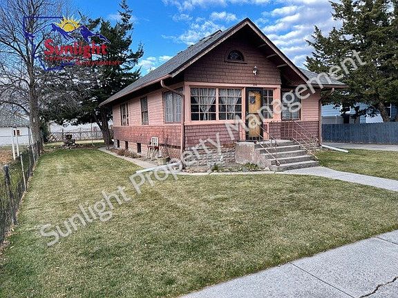2nd image of 206 2nd Ave