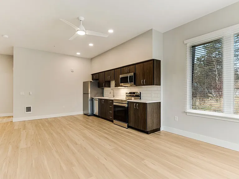 Brookside Apartments — Photo 55