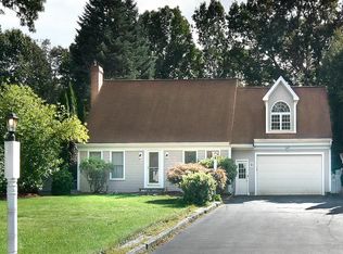 6 Bittersweet Cir, Shrewsbury, MA 01545