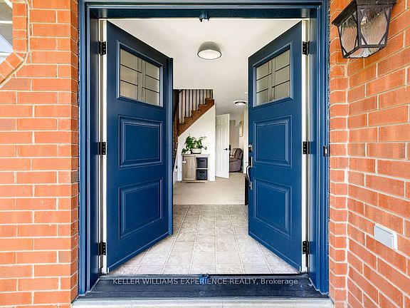 3rd image of 27 Michelle Dr