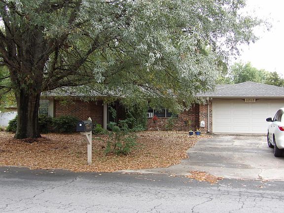 3rd image of 1717 S Tampa Ave
