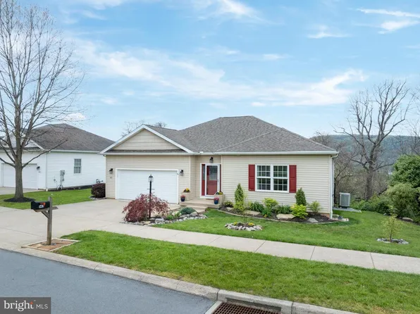 143 Jonathan Ln, Bellefonte, PA 16823