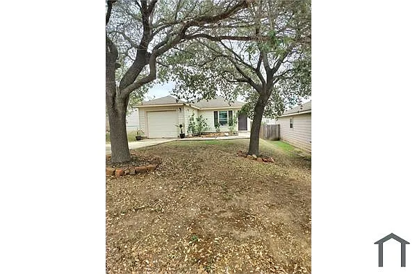 Building Photo - 5914 Fox Cyn