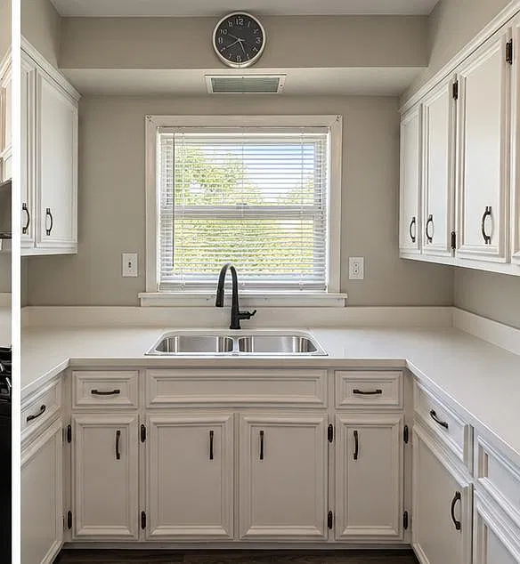 3236 Hopkins St — Photo 2