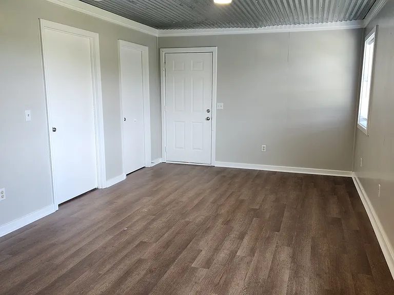 111 Hill St — Photo 25