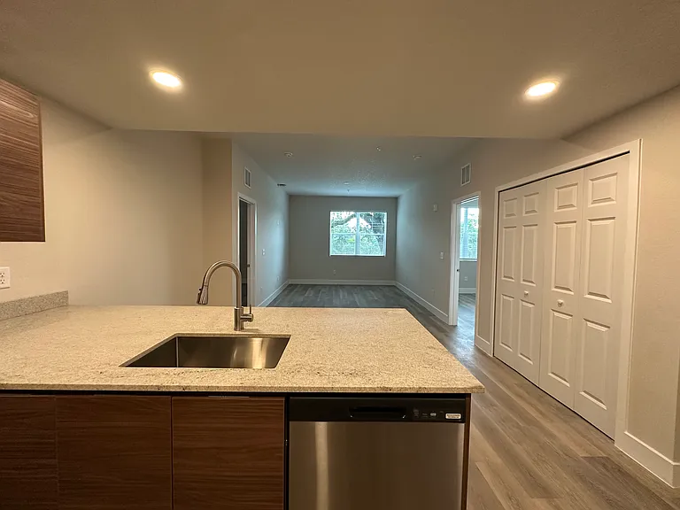 4424 S Texas Ave #1-105 — Photo 9