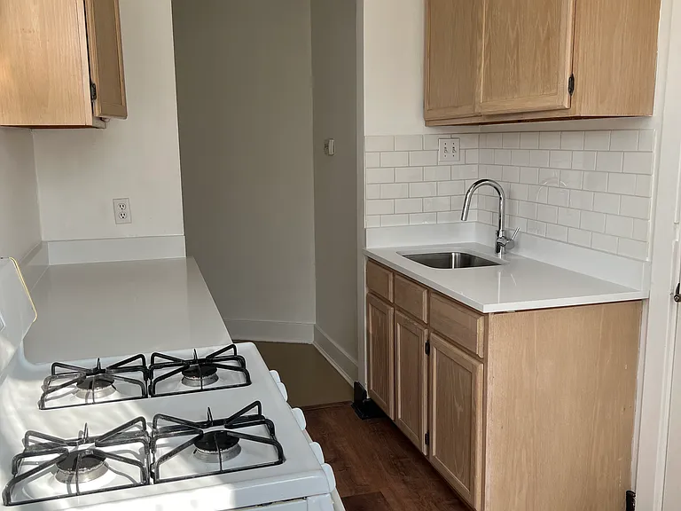 Kitchen.
NEW LVP flooring.