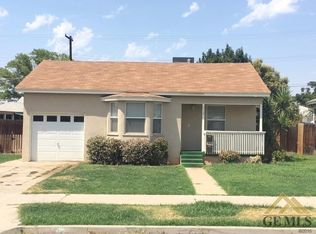 618 Charlana Dr, Bakersfield, CA 93308
