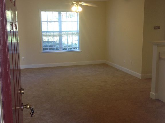2nd image of 3200 Sugar Pine Trl APT 103