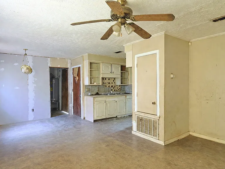6605 George Washington Dr — Photo 16