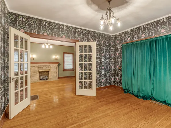 2421 NW 19th St, Oklahoma City, OK 73107