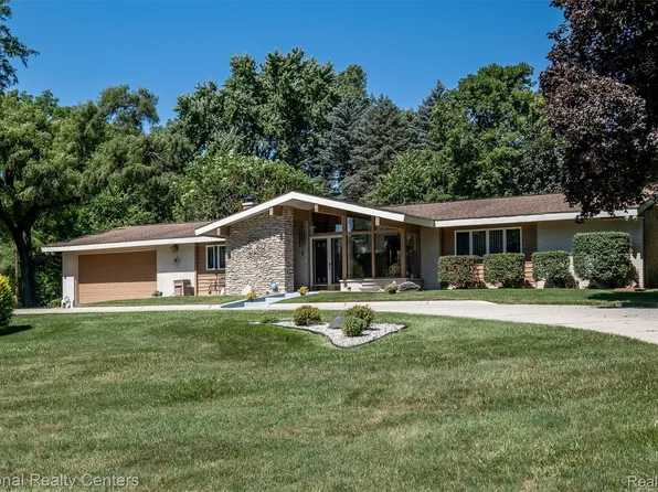 7317 Bircklan Dr, Canton, MI 48187