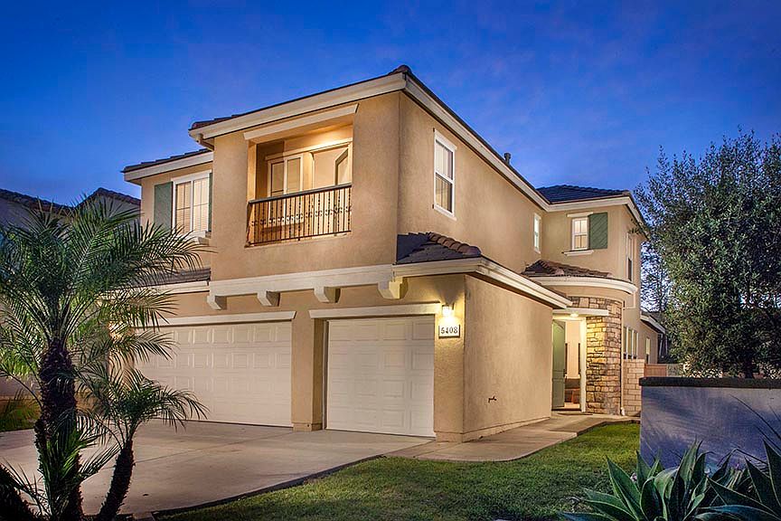 Lovely home with 3-car garag