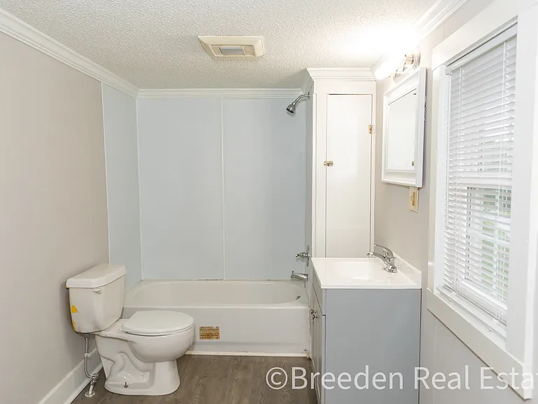 1651 C V Johnson Dr — Photo 11
