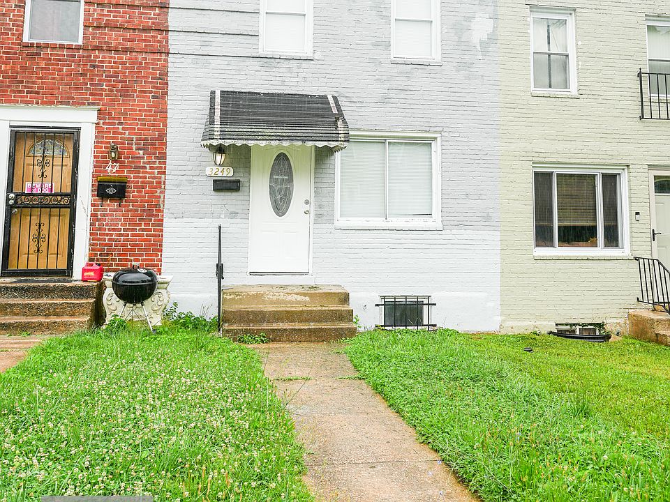 1st image of 3249 Westmont Ave