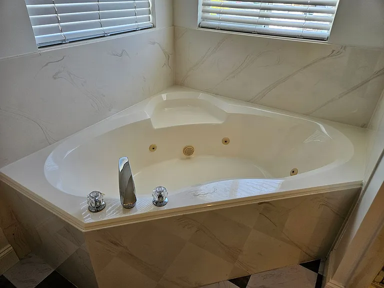 4698 Colander Dr — Photo 45