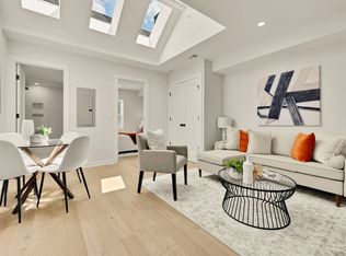 2610 41st St NW #5, Washington, DC 20007