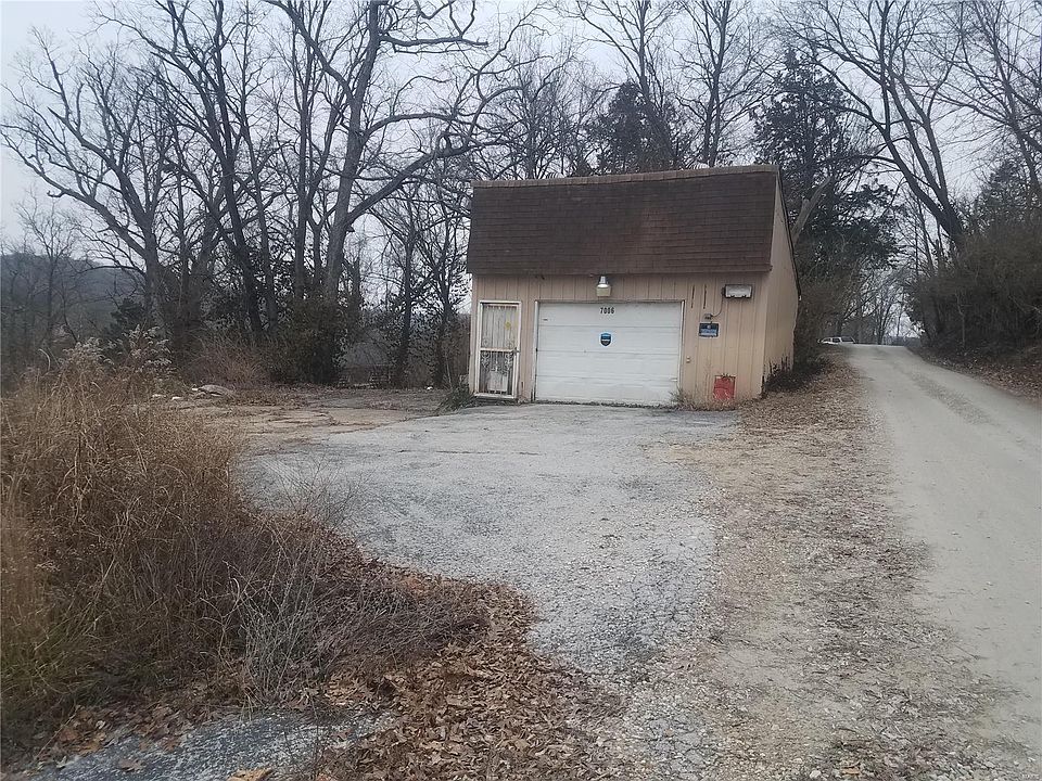1st image of 7006 Oak Dr