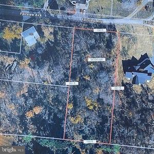 232 S Sugan Rd, New Hope, PA, 18938