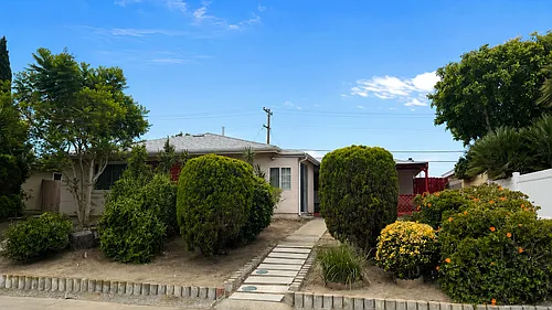 4640 Clairemont Dr Photo 1