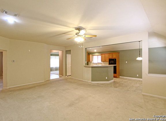 4th image of 217 Valona Dr