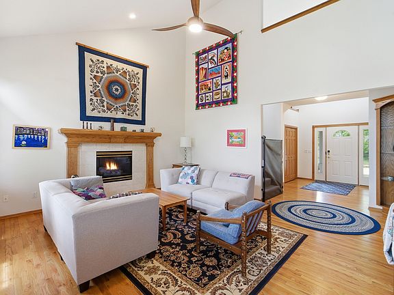 3rd image of 5512 Garrison Ct